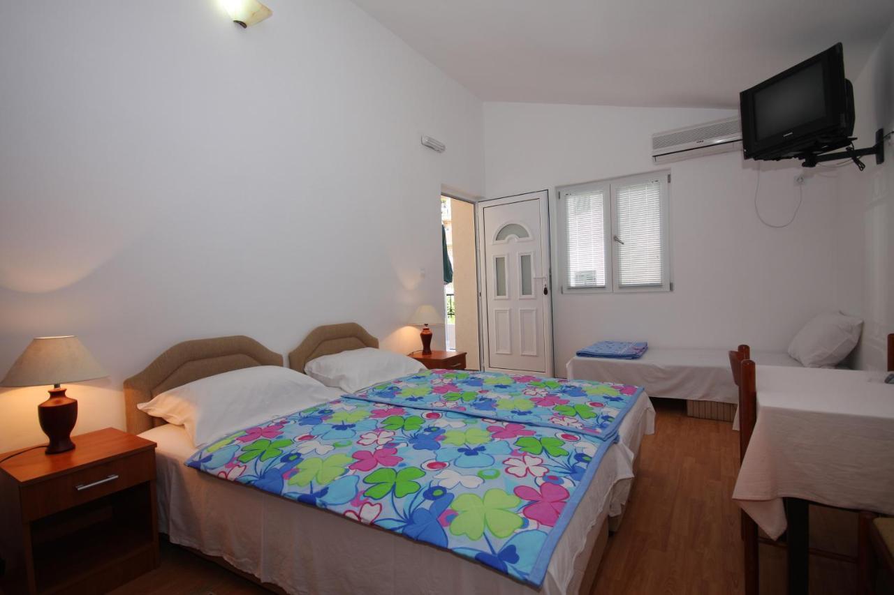 Apartments Raicevic Budva Oda fotoğraf